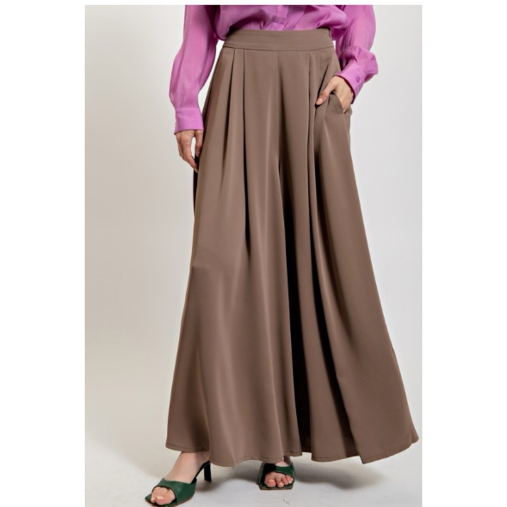 High-Waist Wide-Leg Palazzo Pants in Taupe